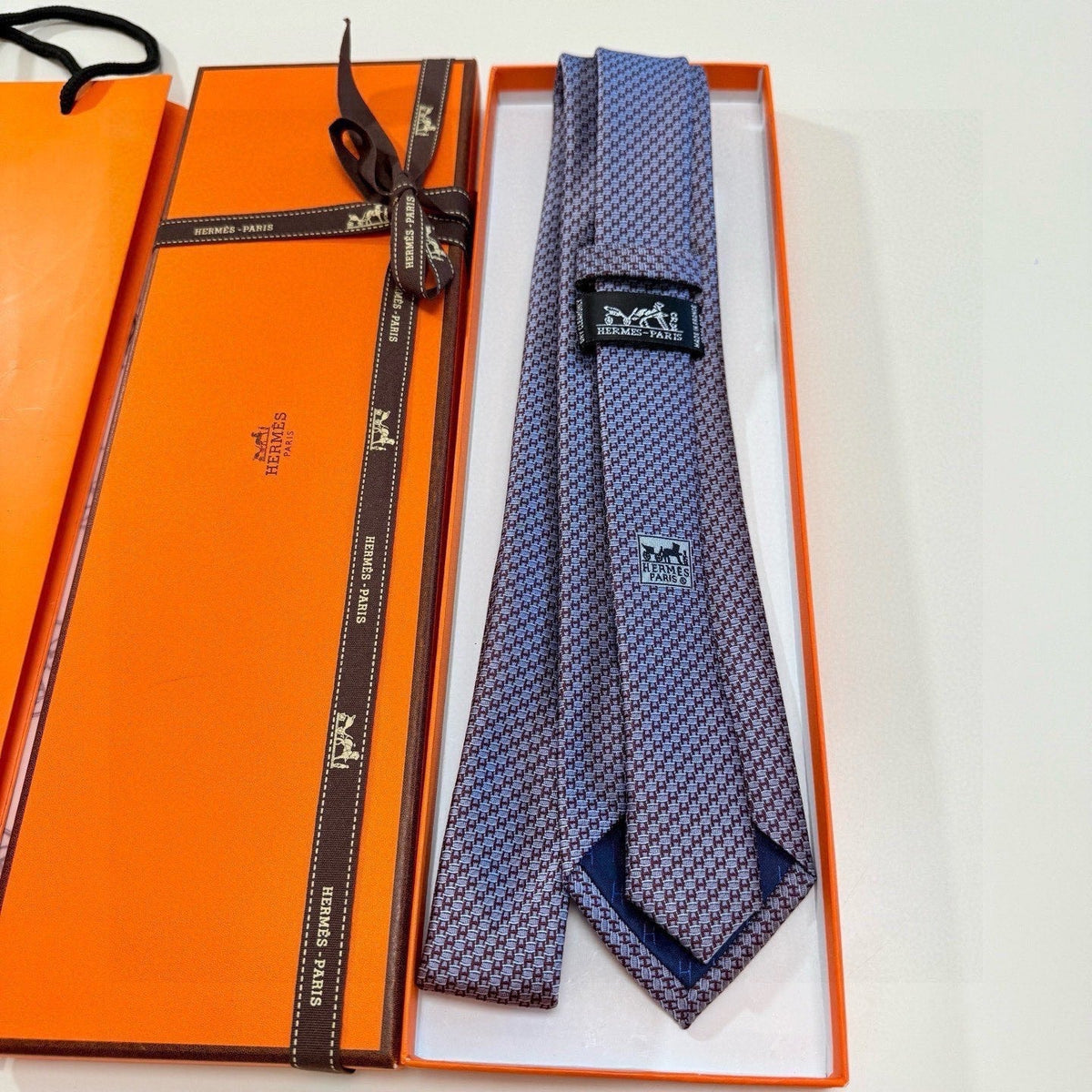 Hermes Style Men's Micro Geometric Silk Tie