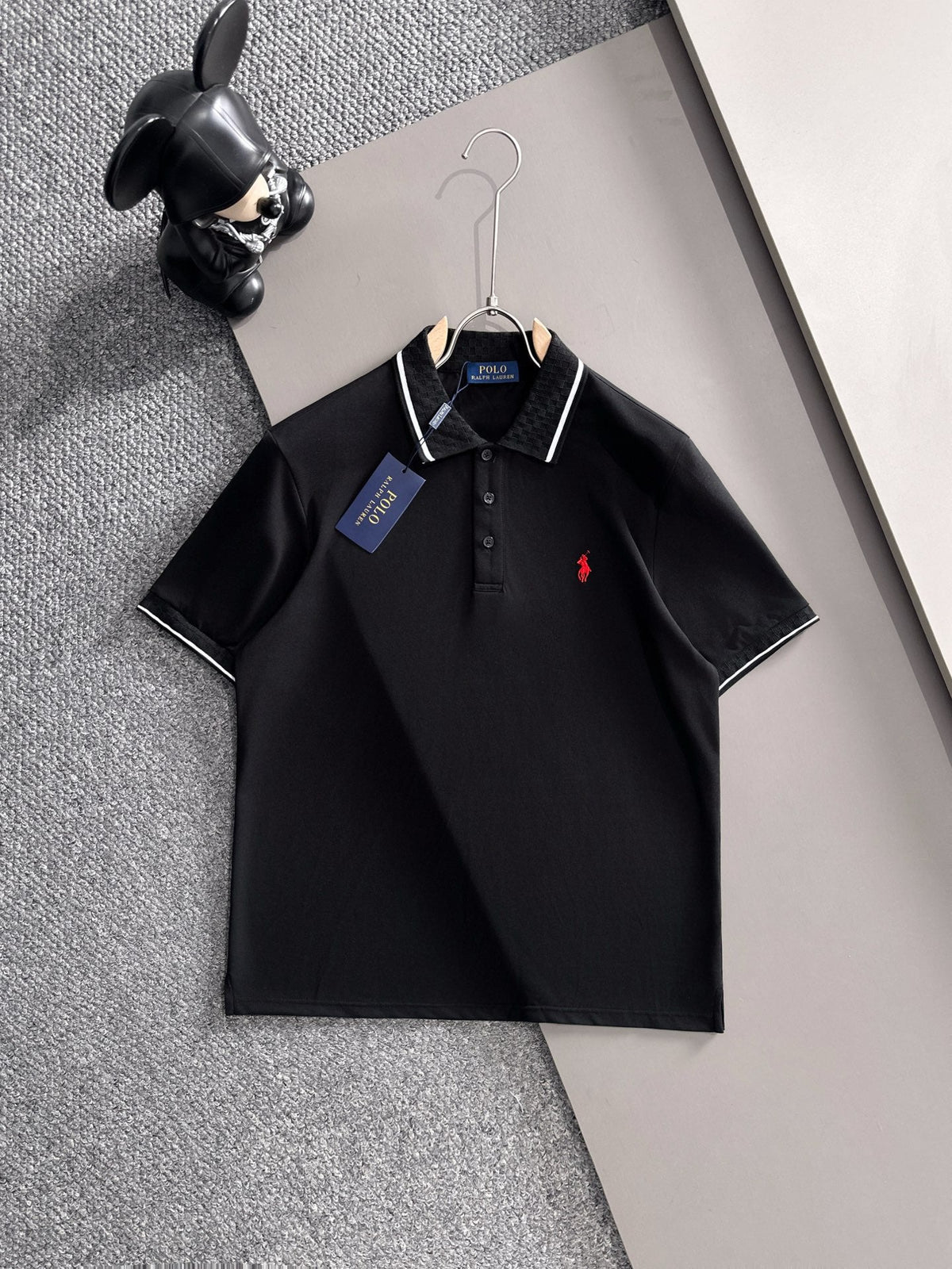 Ralph Lauren Men's Waffle‑Collar Contrast‑Trim Short‑Sleeve Polo Shirt With Black Pony Logo