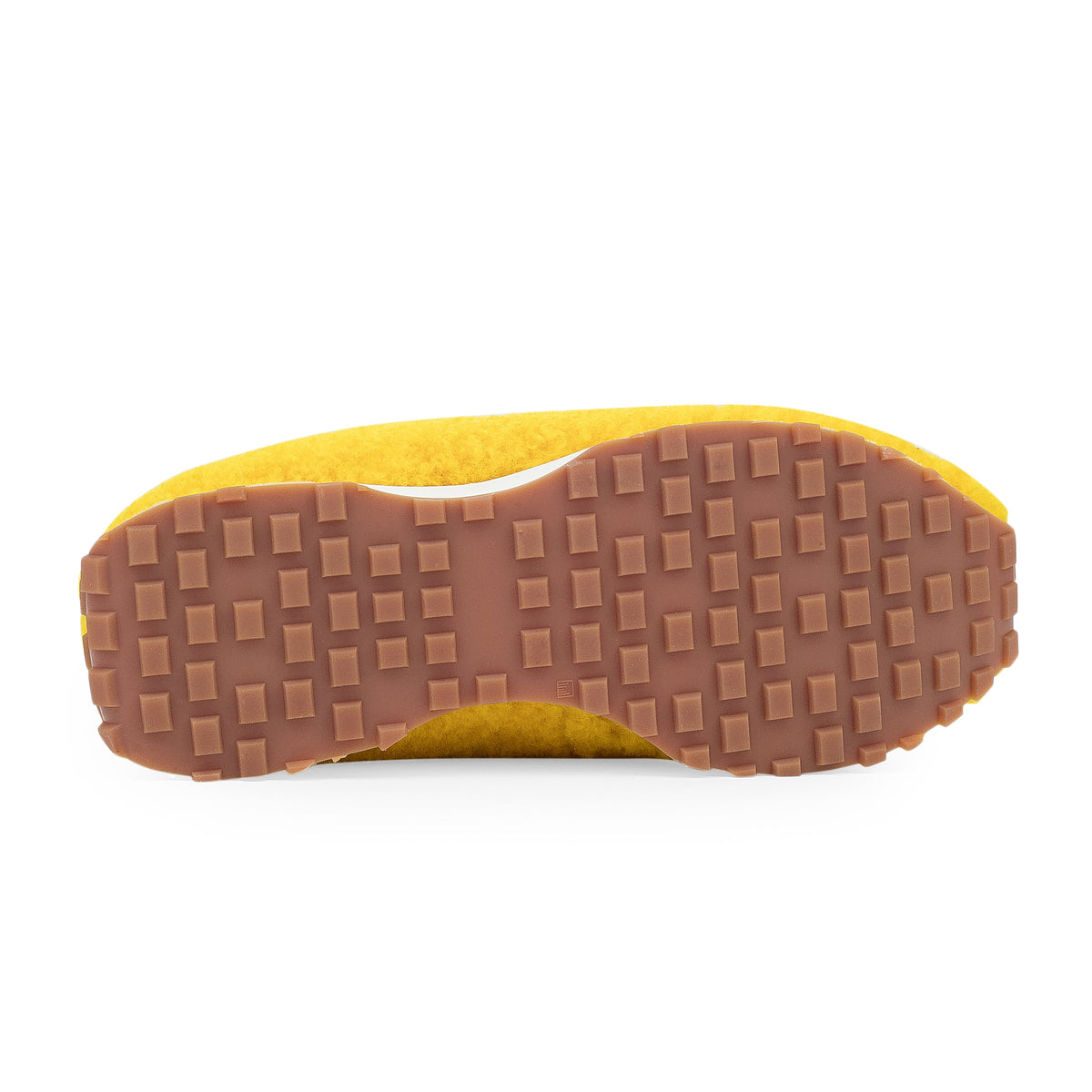 YELLOW SHERPA RUNNER SNEAKERS