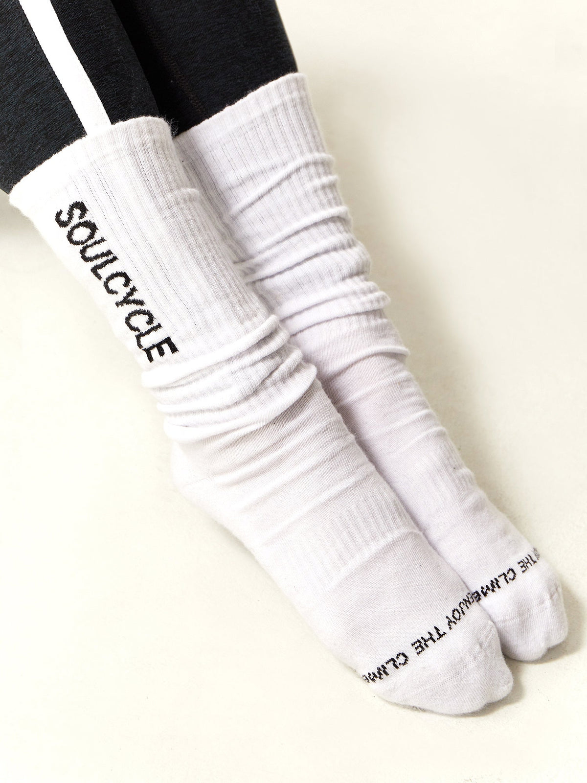 WHITE CALF SOCK