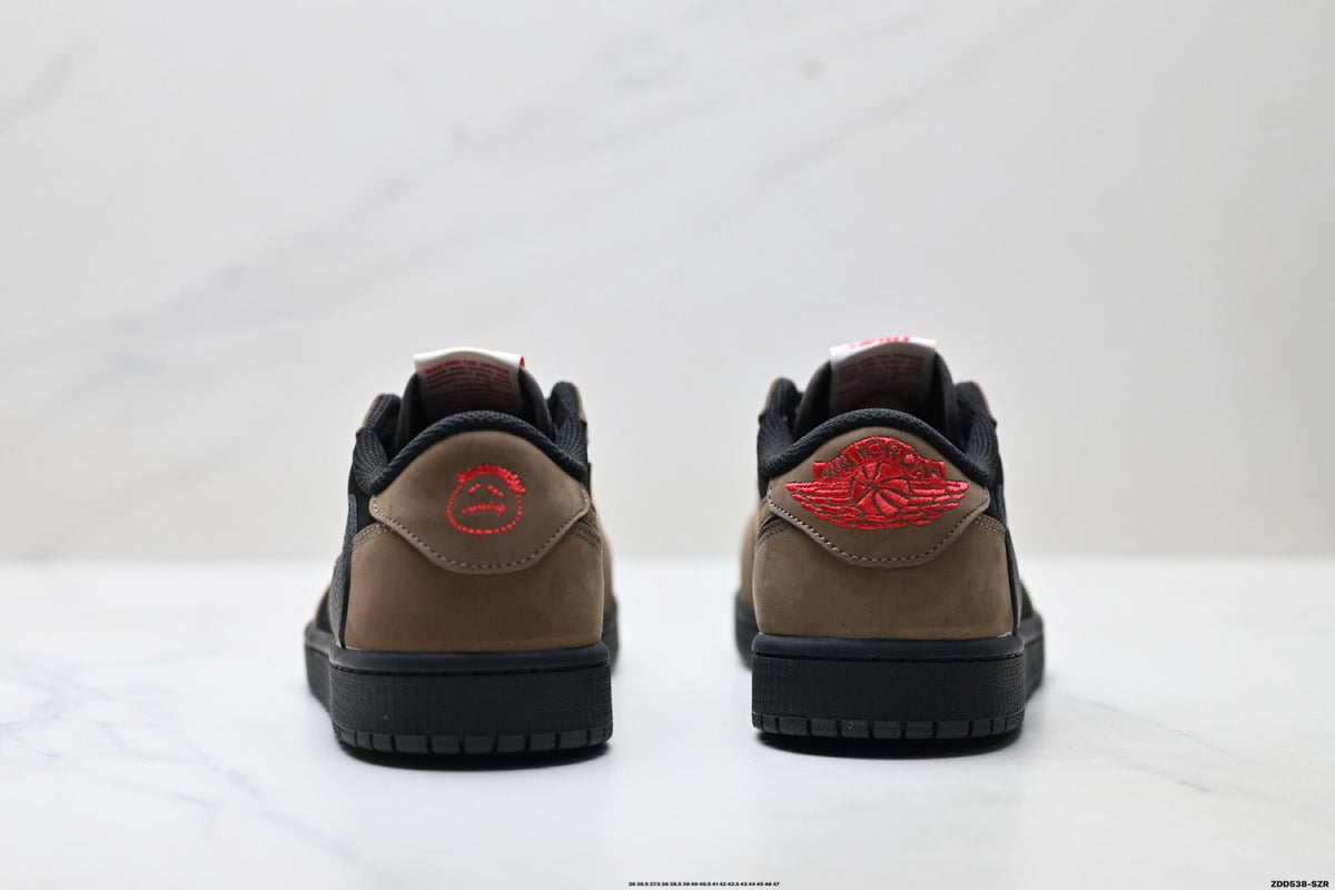 Nike Low-Top Sneakers Black Brown Unisex Style 30