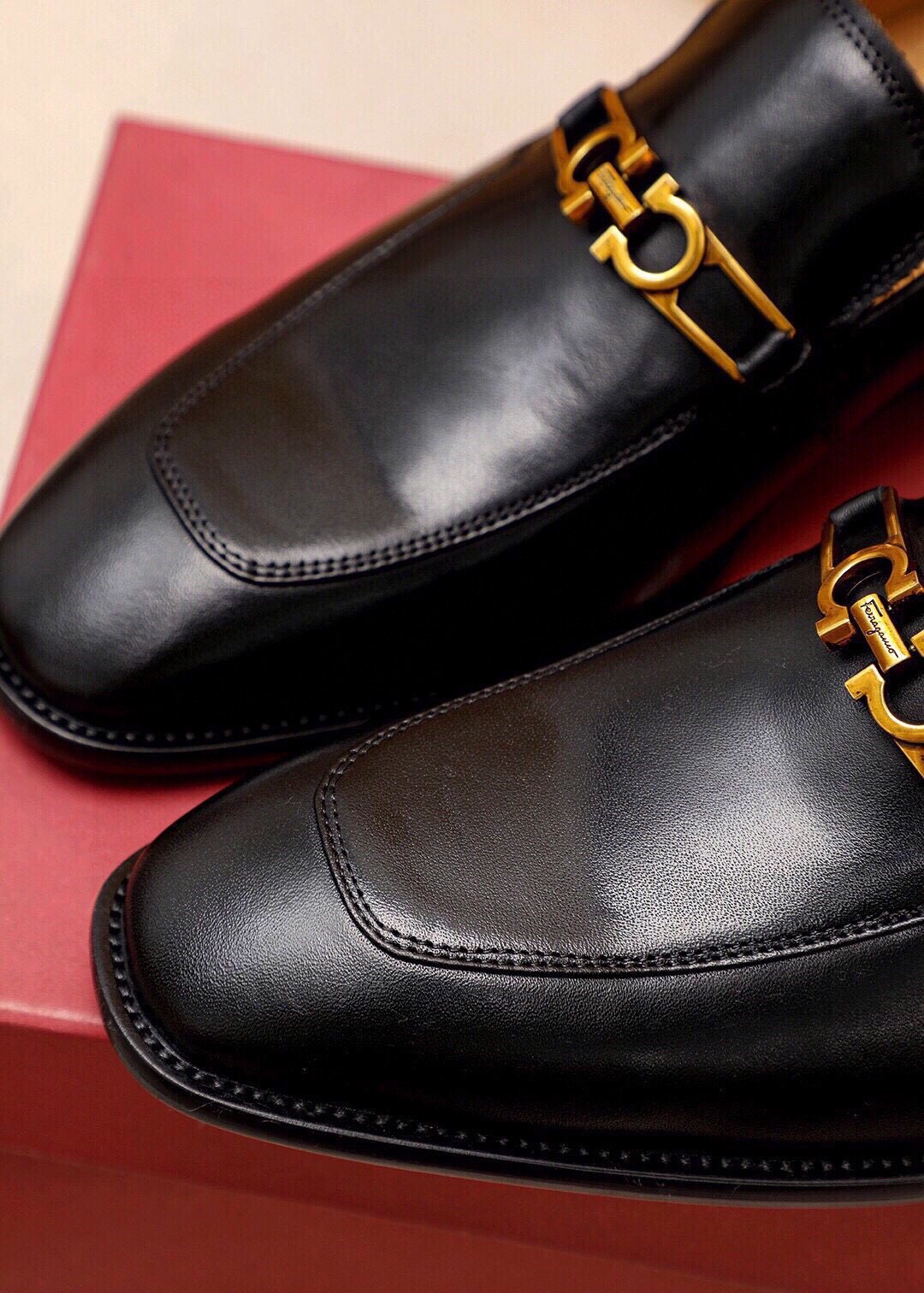 Ferragamo Black Leather Hardware Loafers - Gold-Tone Hardware