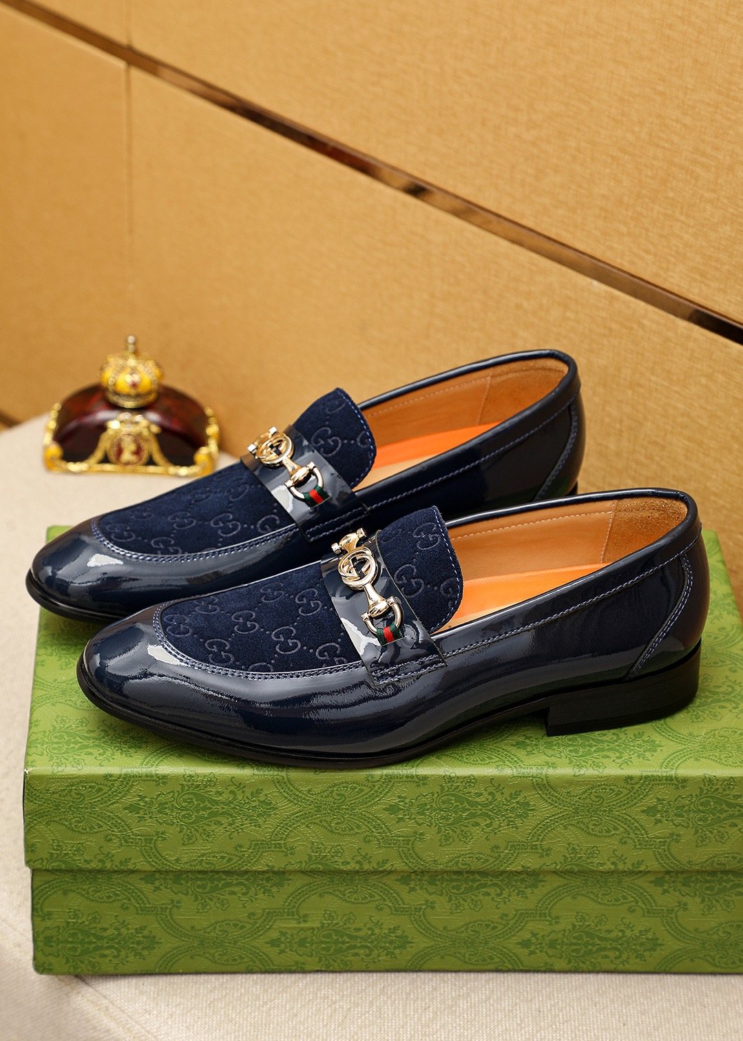 Gucci Glossy Bit Loafers