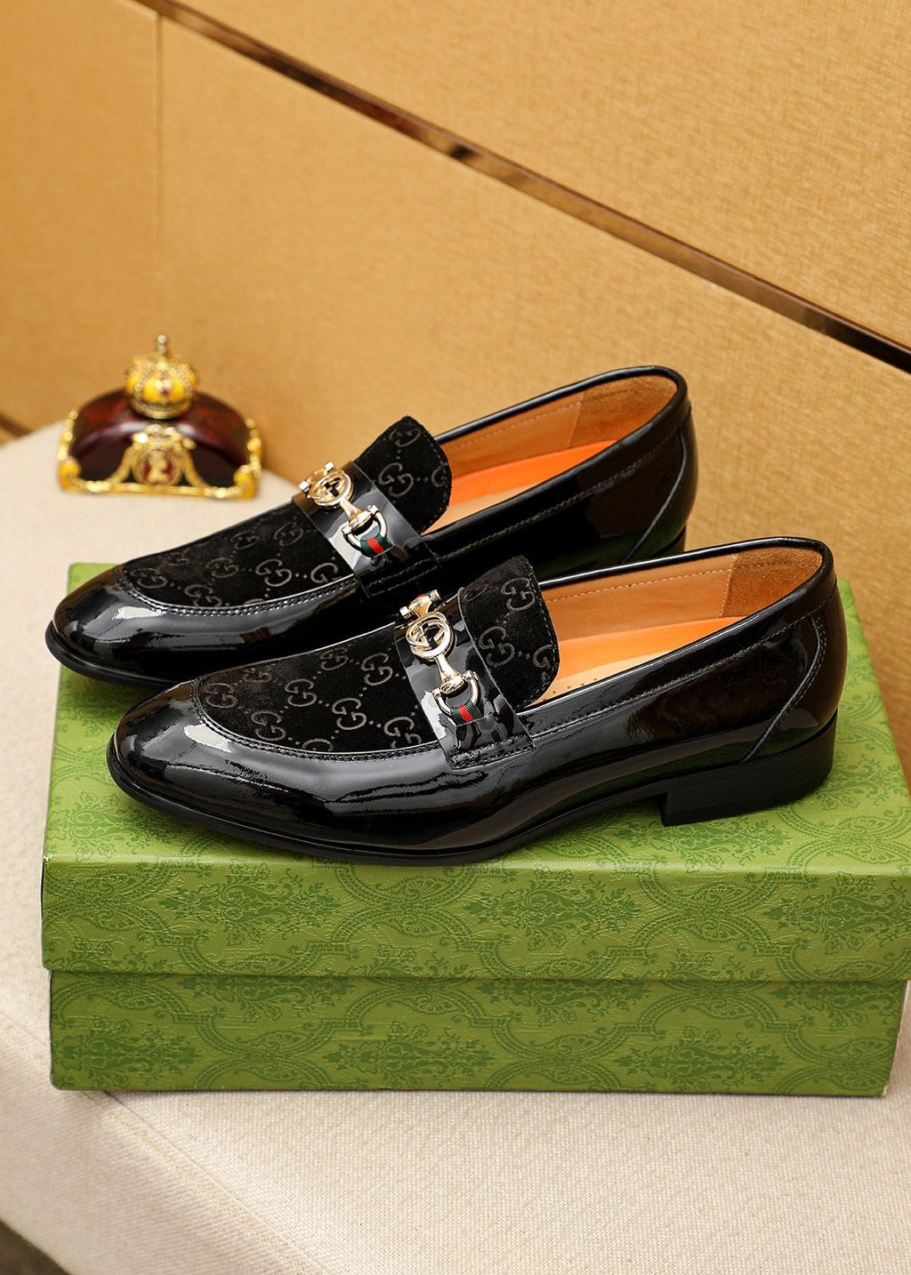 Gucci Glossy Bit Loafers