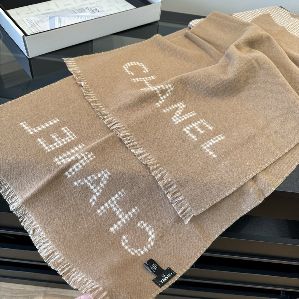 Chanel Houndstooth Fringed Scarf